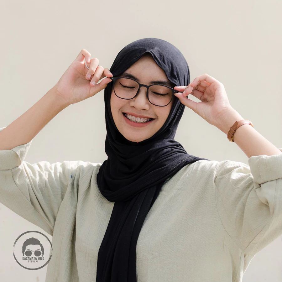 Kacamata untuk pelajar dan mahasiswa